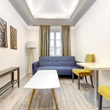 Dysnos Avenue Apartment