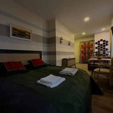 Dysnos Avenue Apartment