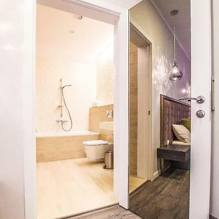 Dysnos Avenue Apartment