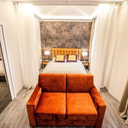 Dysnos Avenue Apartment *